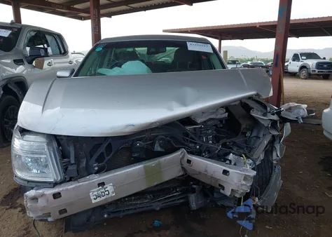 2008 Ford Taurus Sel z USA, uszkodzony, nr VIN 1FAHP24WX8G181495